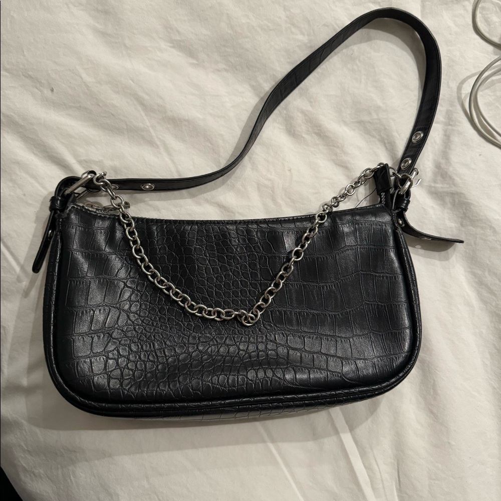 Snakeskin black going out bag